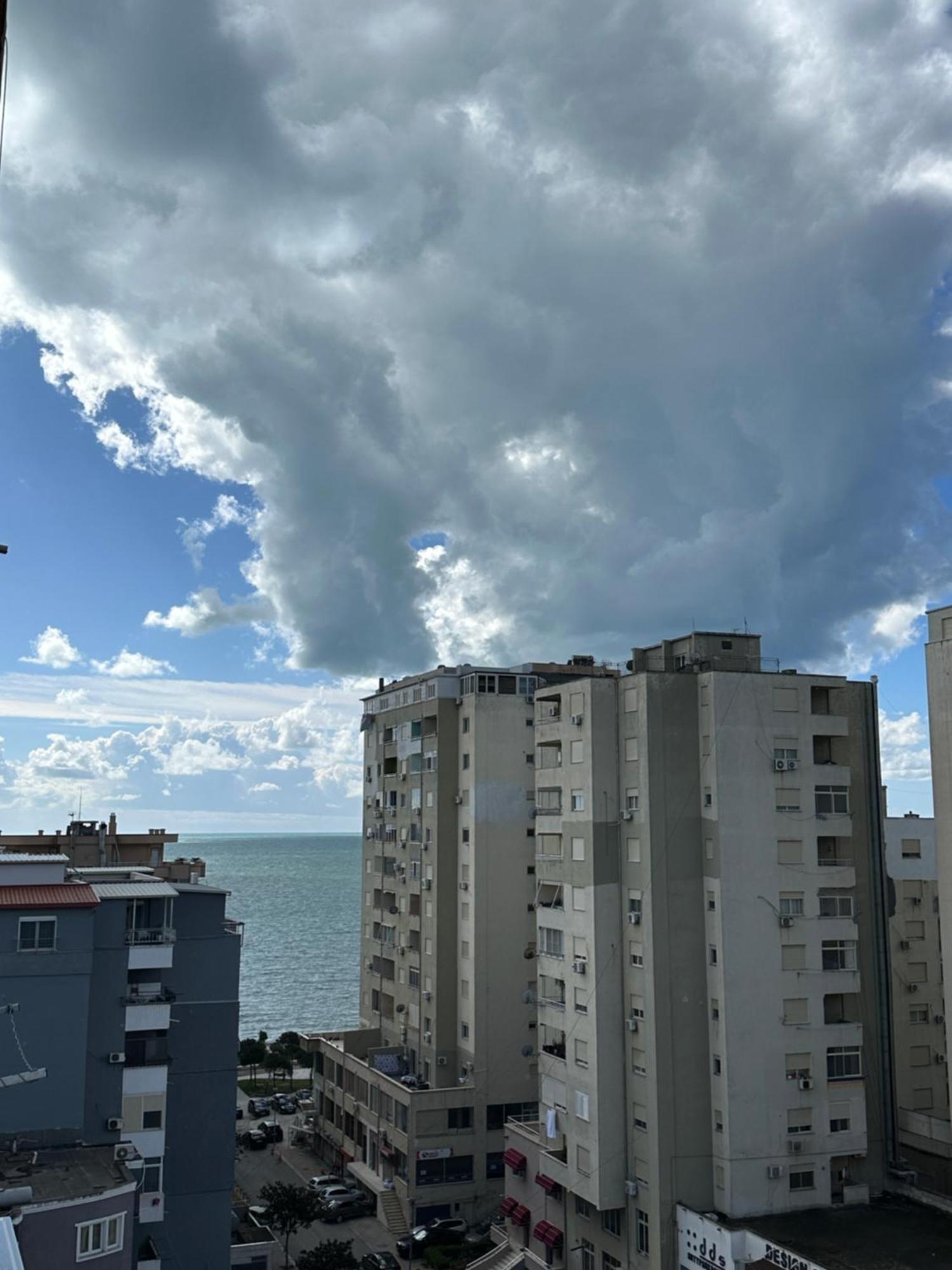 Xhimi'S Seaside Apartments Durres Exterior photo