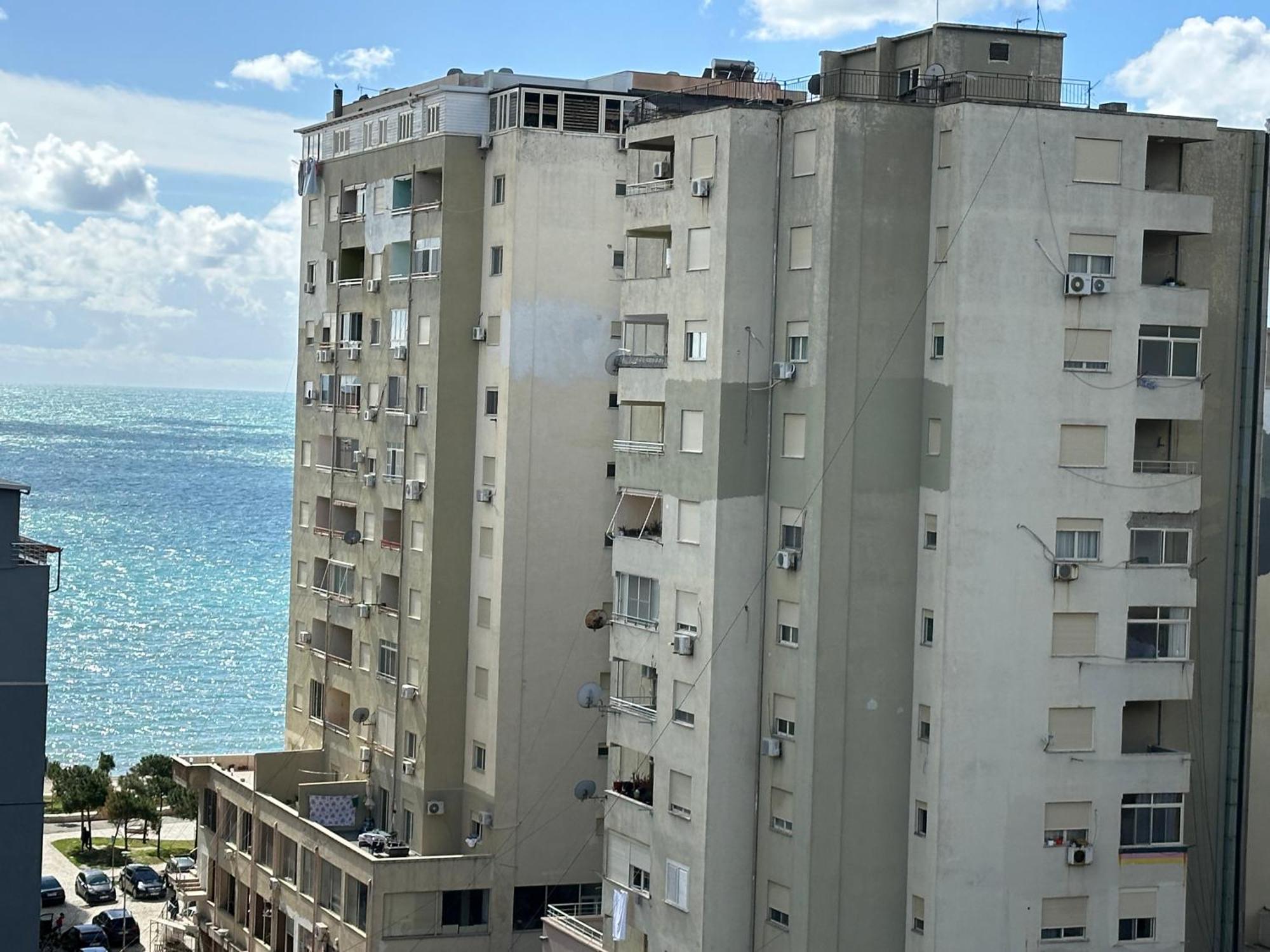 Xhimi'S Seaside Apartments Durres Exterior photo